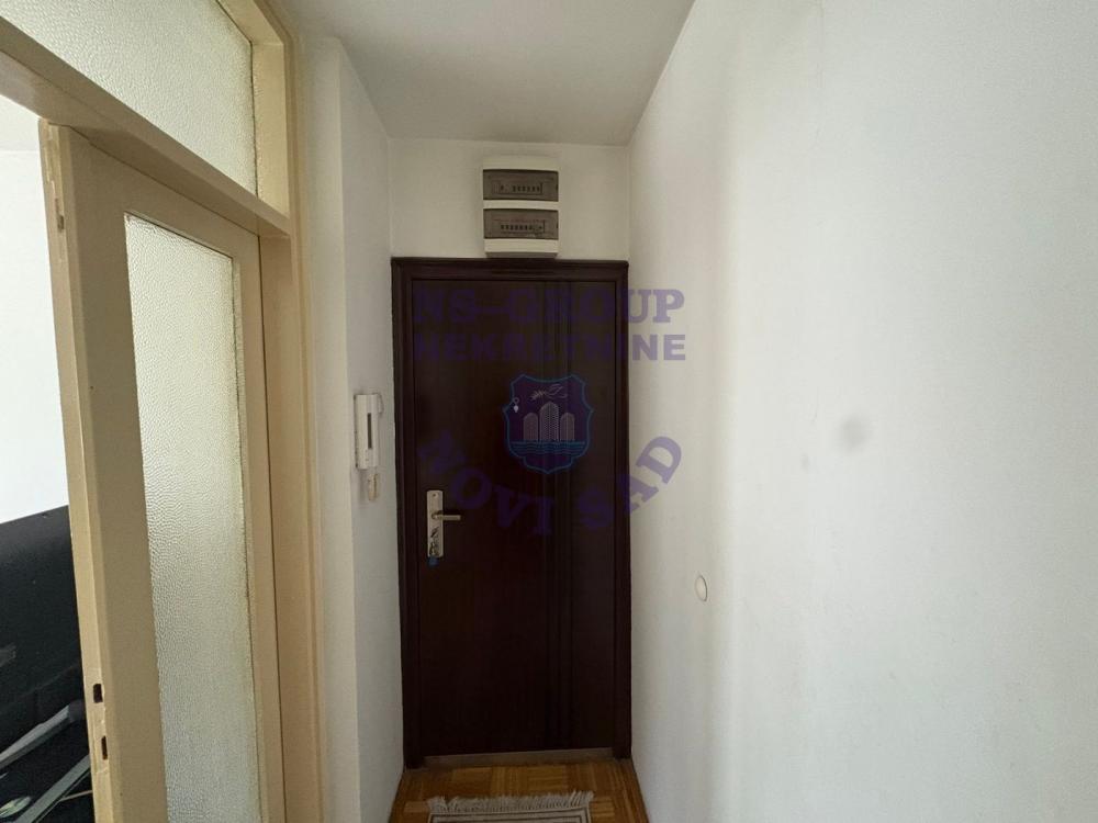 Slika 3 - Dvosoban stan na Bulevaru oslobodjnja!