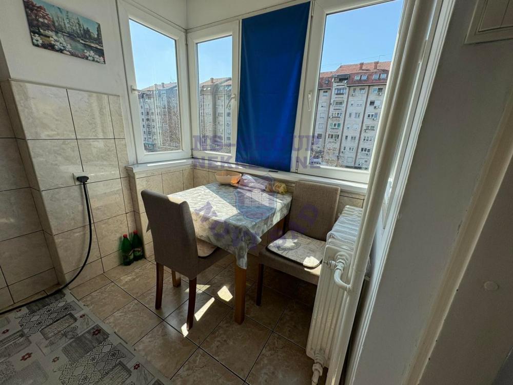 Slika 7 - Dvosoban stan na Bulevaru oslobodjnja!