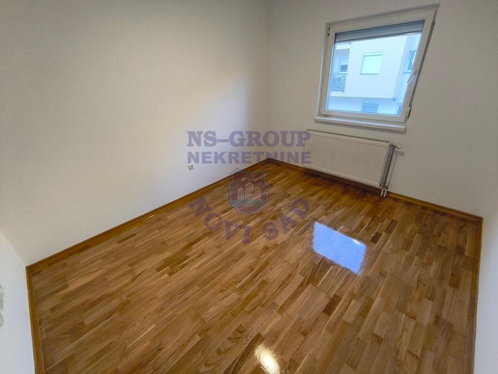 Slika 6 - Četvorosoban, 68m2, Adice Novi Sad, sa terasom