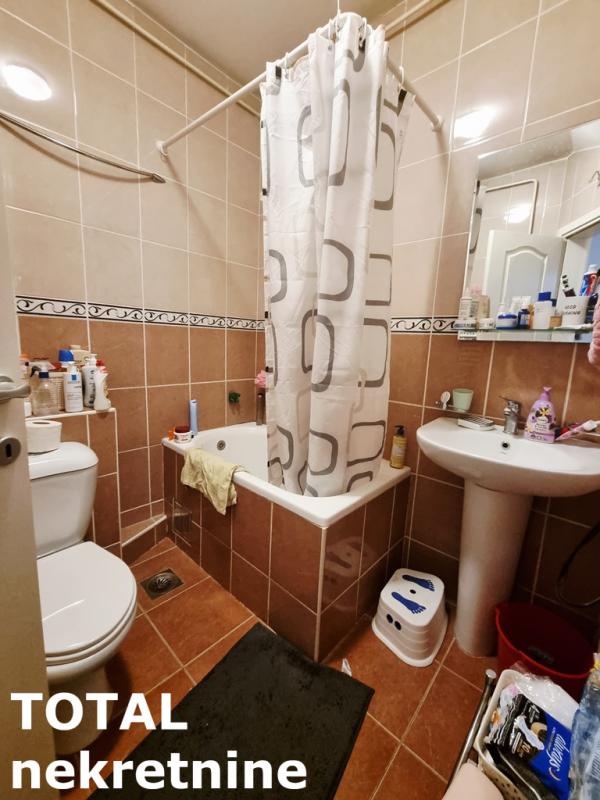 Slika 11 - Stan,NOVI SAD,NOVA DETELINARA,kv: 80.00, € 180000, ID: 1102318