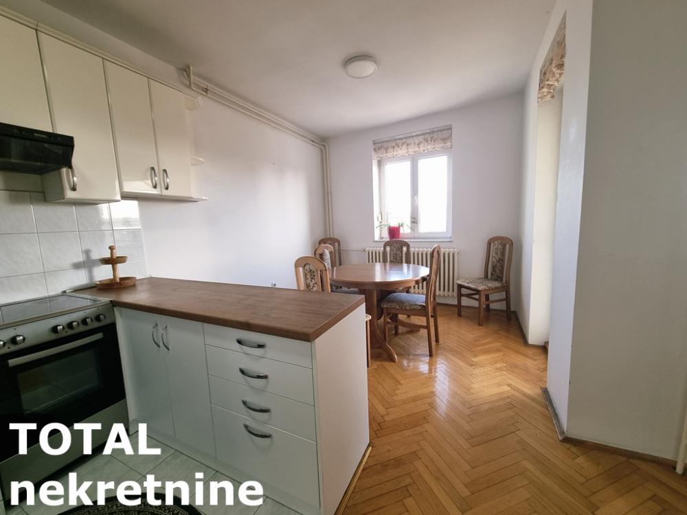 Slika 4 - Stan,NOVI SAD,CENTAR,kv: 100.00, € 390000, ID: 1102154