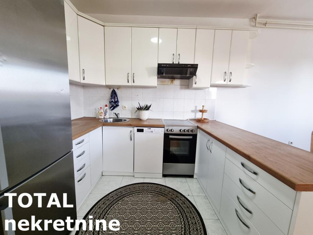 Slika 5 - Stan,NOVI SAD,CENTAR,kv: 100.00, € 390000, ID: 1102154