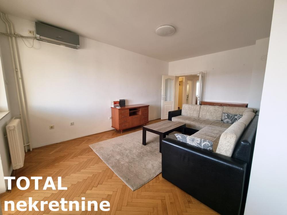 Slika 1 - Stan,NOVI SAD,CENTAR,kv: 100.00, € 390000, ID: 1102154
