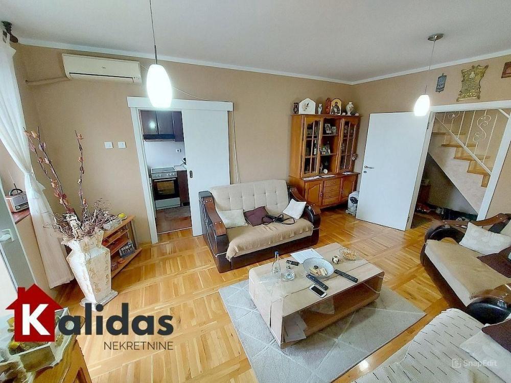 Glavna slika -Stan,NOVI SAD,BULEVAR EVROPE,kv: 99, € 185400, ID: 1008642