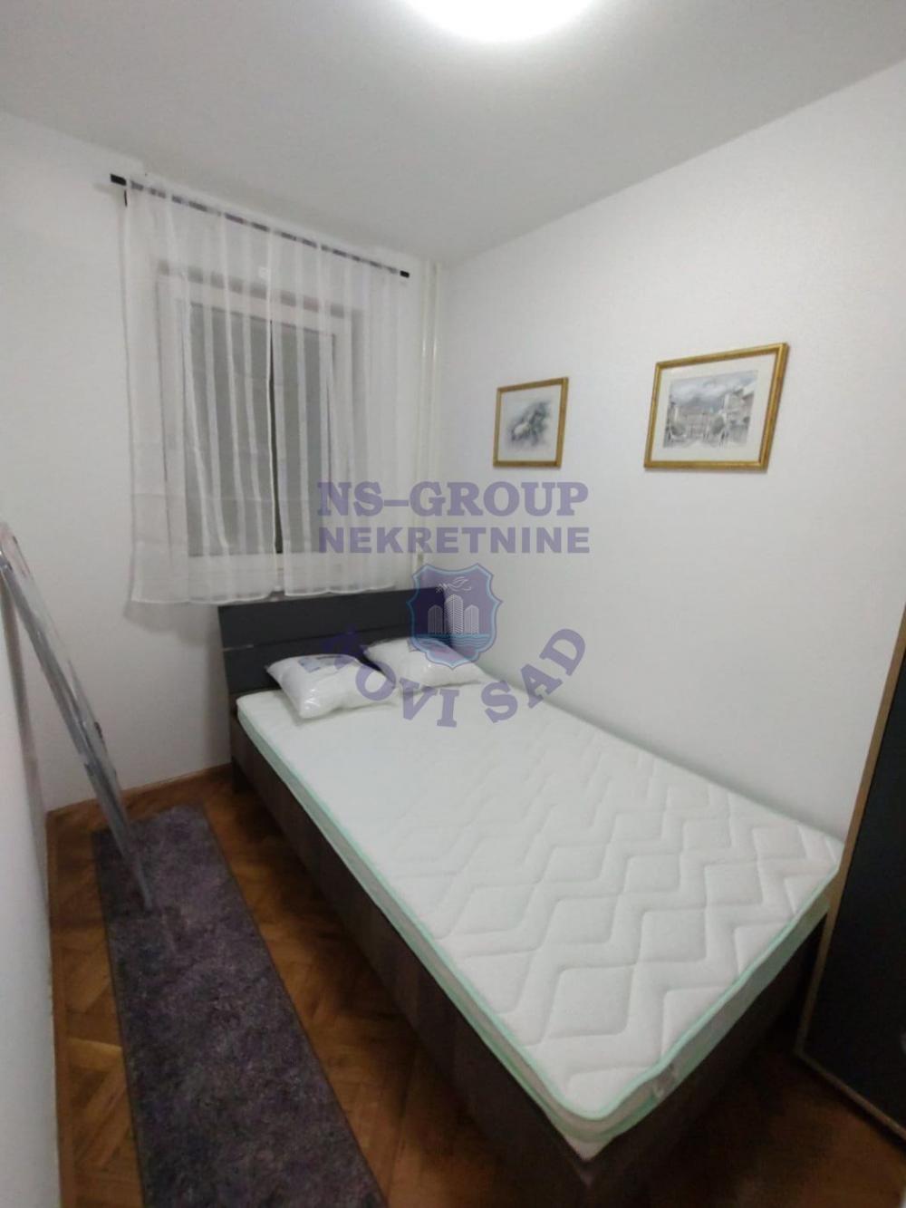 Slika 5 - Jednoiposoban, 34m2, Podbara Novi Sad, sa terasom, ima lift