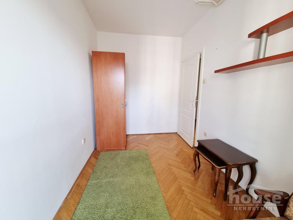 Slika 9 - Stan,NOVI SAD,CENTAR,kv: 100.00, € 390000, ID: 1065306