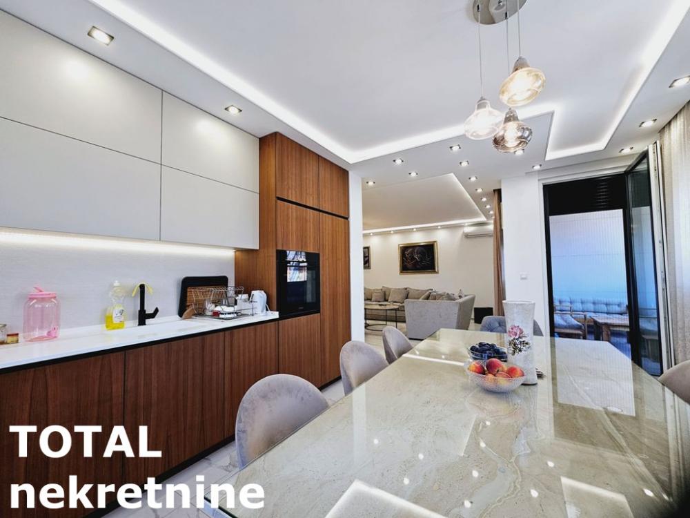 Slika 6 - Stan,NOVI SAD,SAJAM,kv: 149.00, € 480000, ID: 1102386