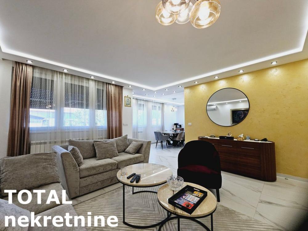 Slika 4 - Stan,NOVI SAD,SAJAM,kv: 149.00, € 480000, ID: 1102386