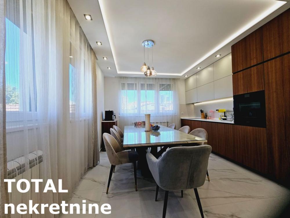 Slika 10 - Stan,NOVI SAD,SAJAM,kv: 149.00, € 480000, ID: 1102386