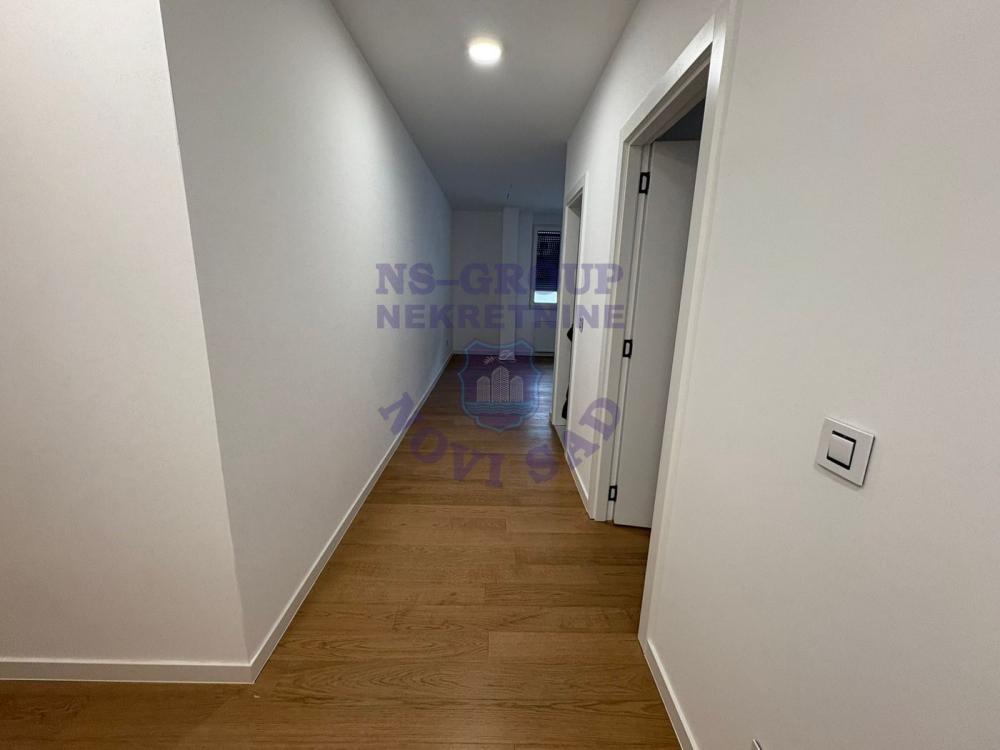 Slika 4 - Odličan trosoban stan na Telepu! 