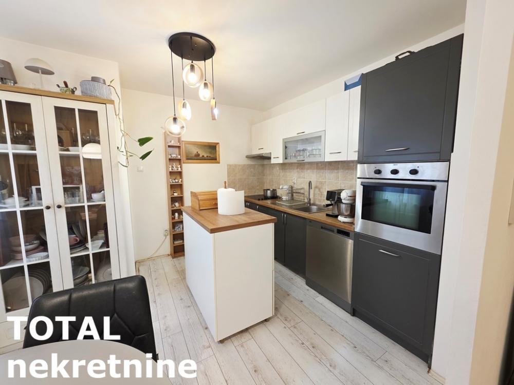 Slika 6 - Stan,NOVI SAD,VETERNIK,kv: 57.00, € 130000, ID: 1102398