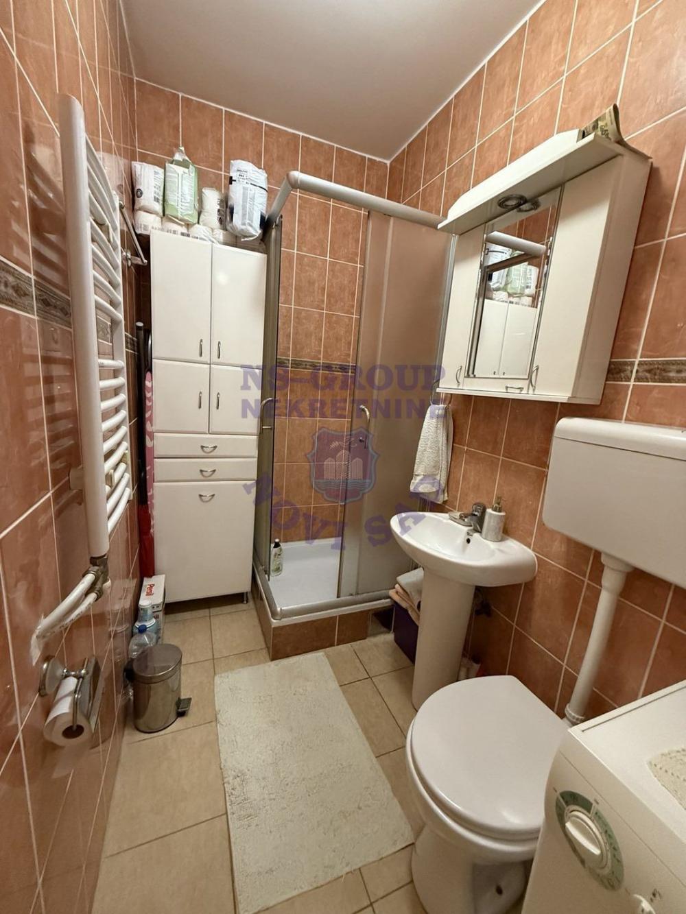 Slika 10 - Jednoiposoban, 33m2, Telep Novi Sad