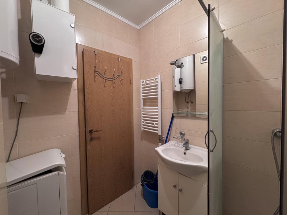 Slika 3 - Odlična lokaci! Useljiv! Futoška!