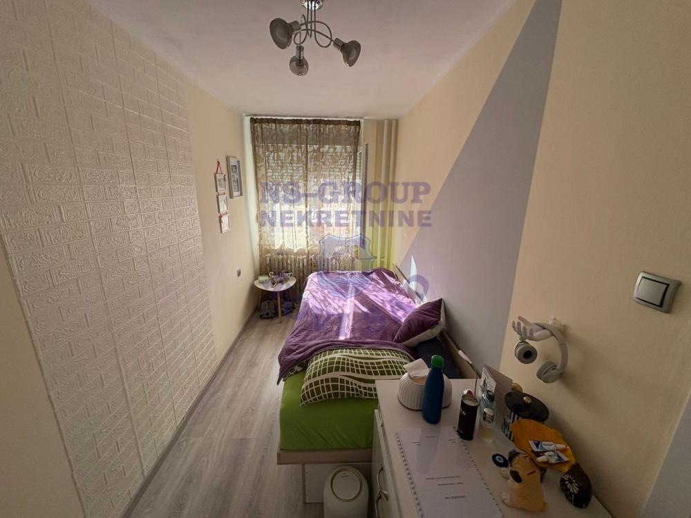 Slika 10 - Prodaja stana, 59m2, Bulevar oslobođenja Novi Sad, sa terasom, ima lift