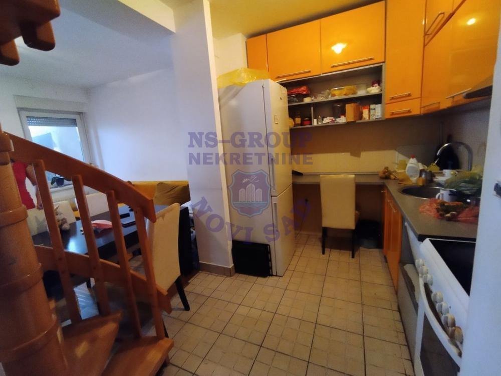 Slika 3 - Dvoiposoban, 83m2, Podbara Novi Sad, sa terasom