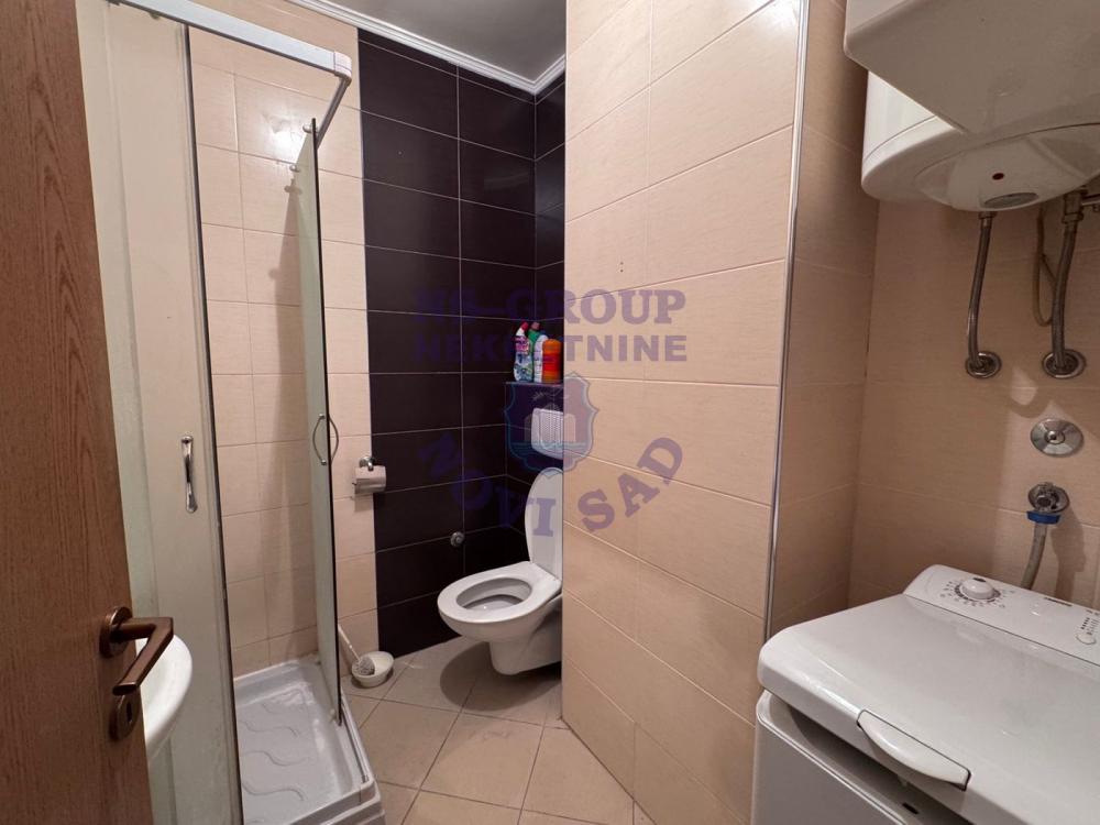 Slika 9 - Odlican dvosoban stan na Bulevaru 