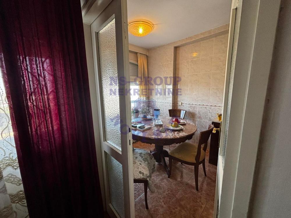 Slika 1 - Odlican troiposoban stan na Keju 71m2