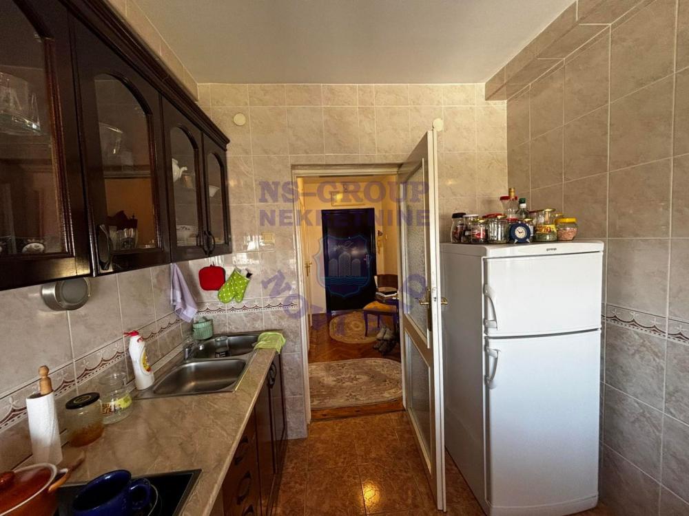 Slika 2 - Odlican troiposoban stan na Keju 71m2