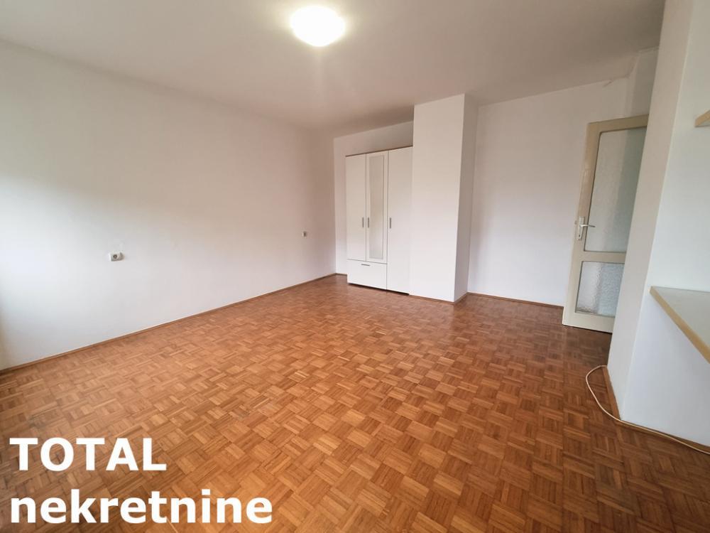 Glavna slika -Stan,NOVI SAD,LIMAN 3,kv: 43.00, € 133000, ID: 1102415