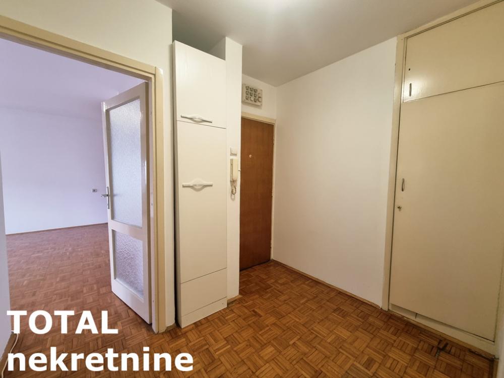 Slika 5 - Stan,NOVI SAD,LIMAN 3,kv: 43.00, € 133000, ID: 1102415