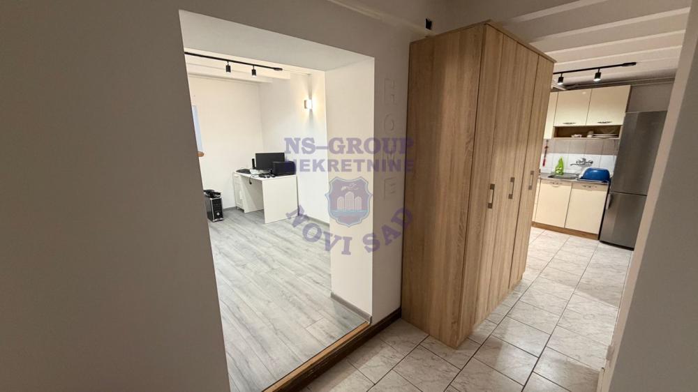 Slika 6 - Odlican trosoban stan na Keju!