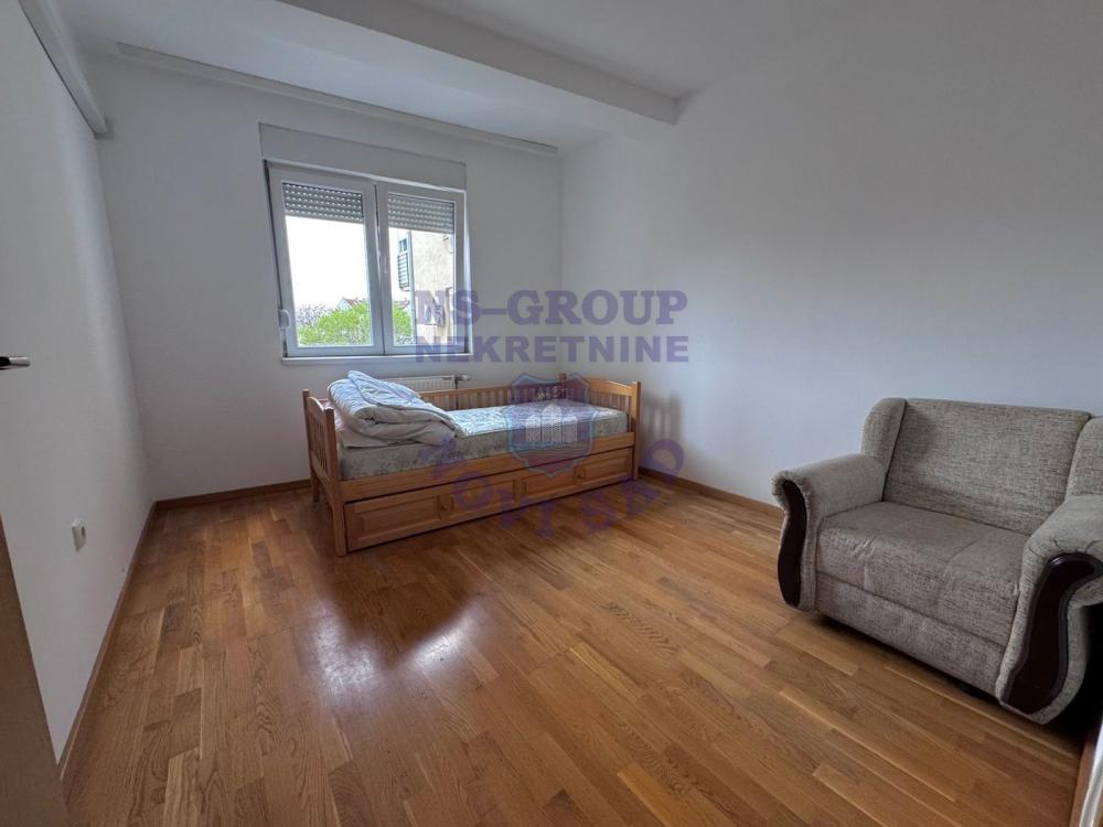 Slika 4 - š-566339-ID oglasa: 566339-R Bulevar-extra ponuda