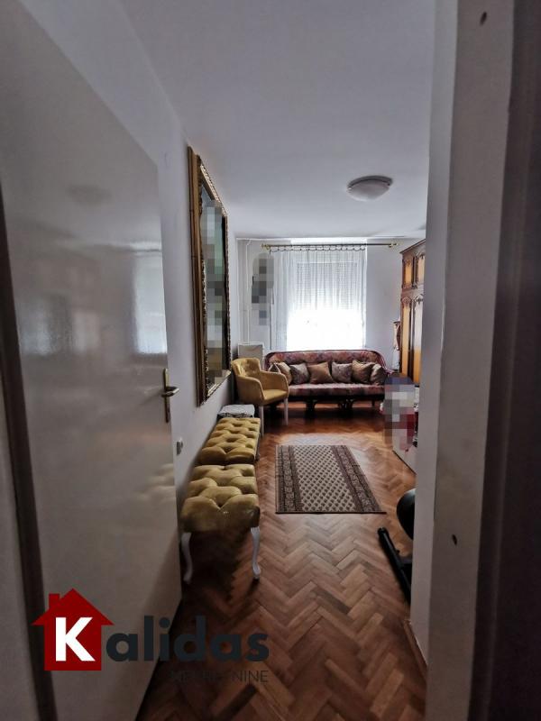 Slika 8 - Stan,NOVI SAD,CENTAR,kv: 59, € 170000, ID: 1008657