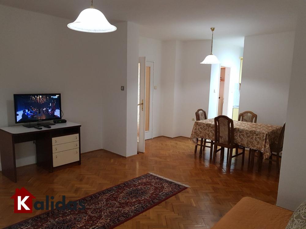 Slika 3 - Stan,NOVI SAD,CENTAR,kv: 59, € 170000, ID: 1008657