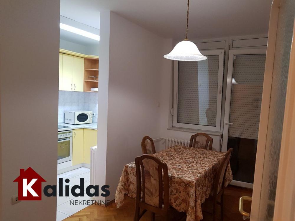 Slika 2 - Stan,NOVI SAD,CENTAR,kv: 59, € 170000, ID: 1008657
