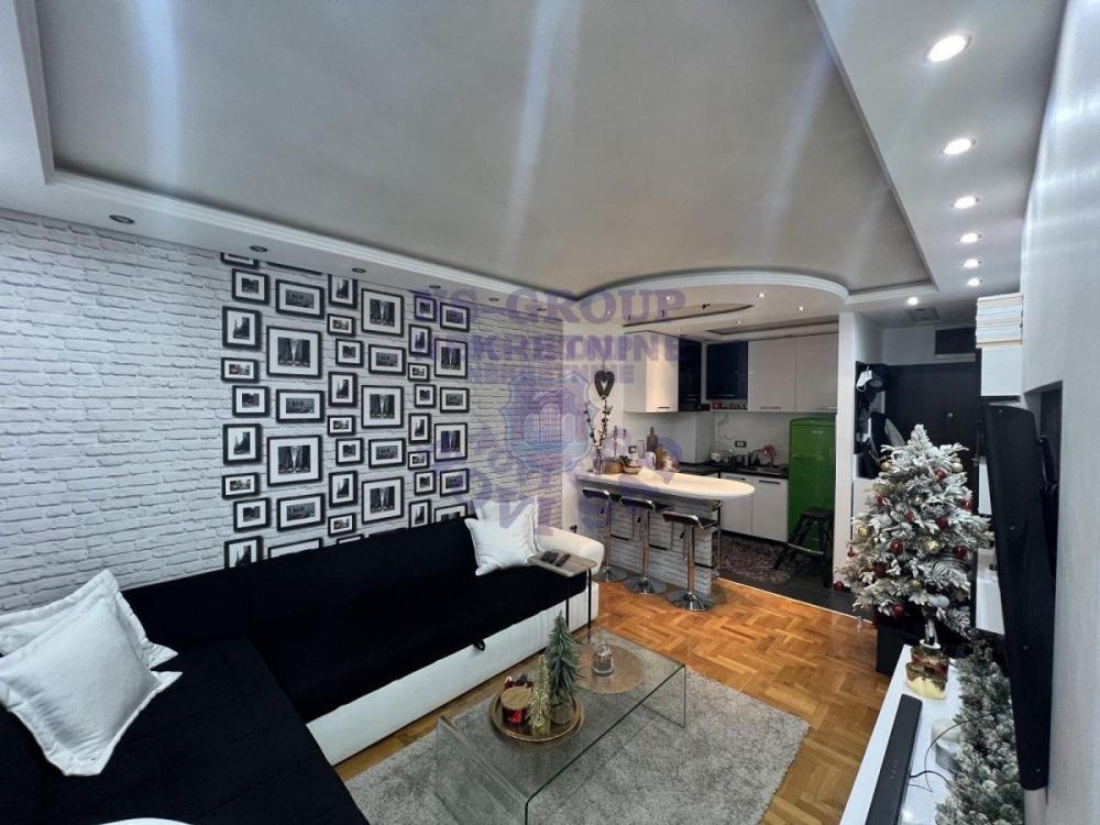 Slika 1 - Dvosoban, 40m2, Novo naselje Novi Sad, sa terasom, sa parkingom