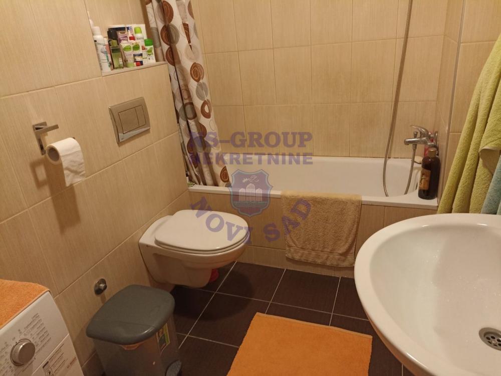 Slika 5 - Trosoban stan na Grbavici 94m2