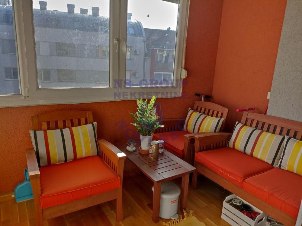 Slika 7 - Trosoban stan na Grbavici 94m2