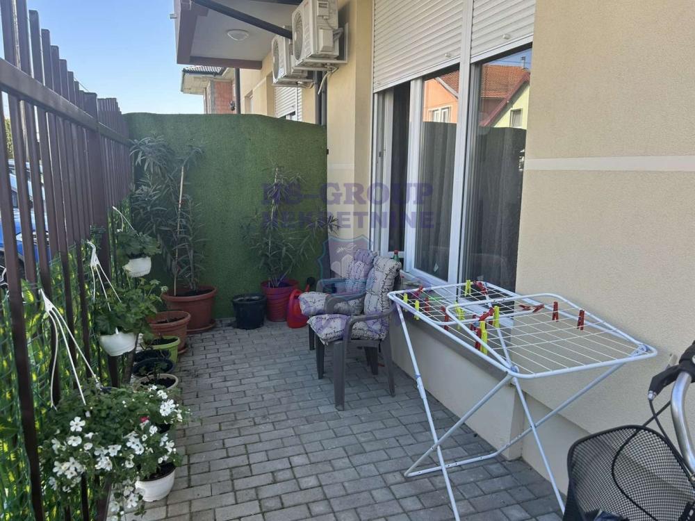 Slika 10 - Jednoiposoban, 35m2, Novi Futog Novi Sad, sa parkingom