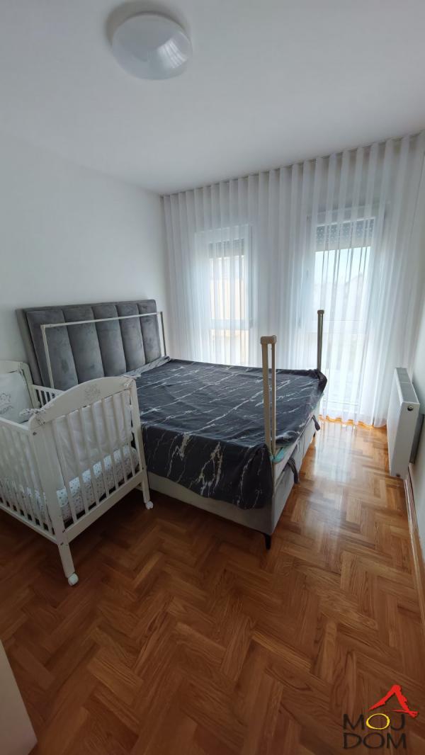 Slika 8 - Stan,NOVI SAD,KAMENJAR,kv: 42, € 123600, ID: 1031963