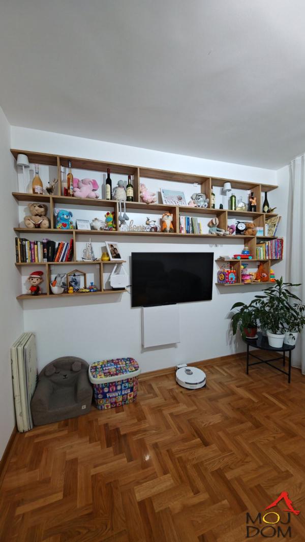 Slika 5 - Stan,NOVI SAD,KAMENJAR,kv: 42, € 123600, ID: 1031963