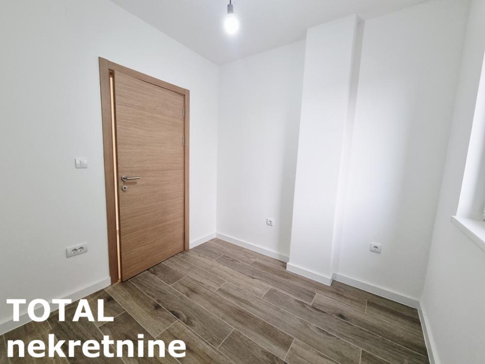 Slika 5 - Stan,NOVI SAD,TELEP,kv: 54.00, € 135000, ID: 1101094