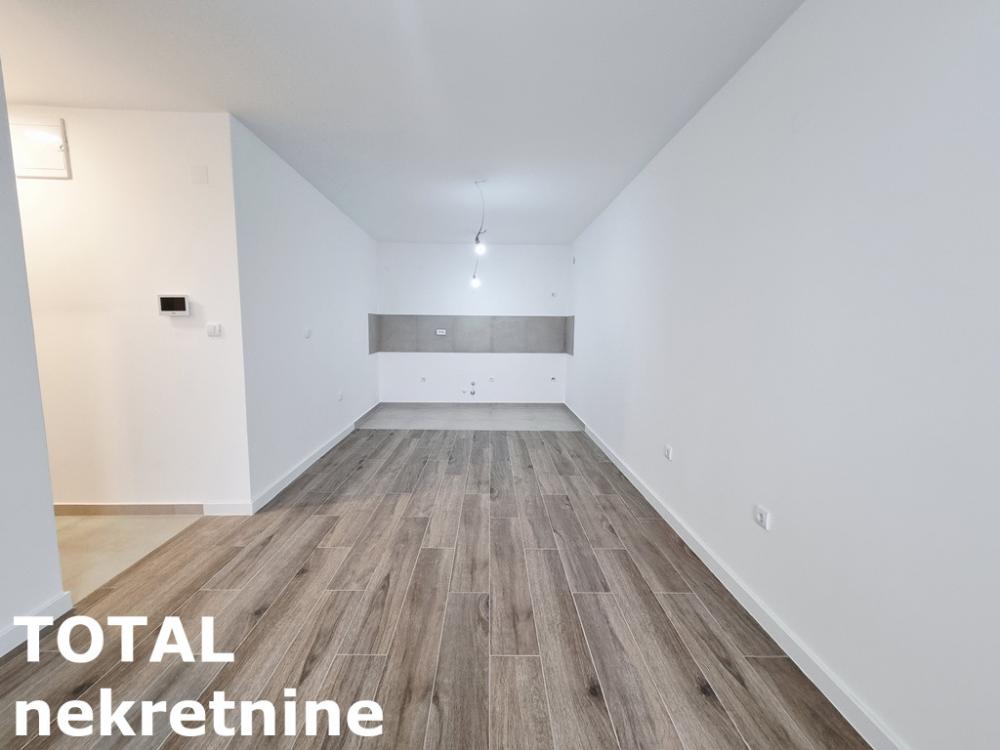 Slika 2 - Stan,NOVI SAD,TELEP,kv: 54.00, € 135000, ID: 1101094