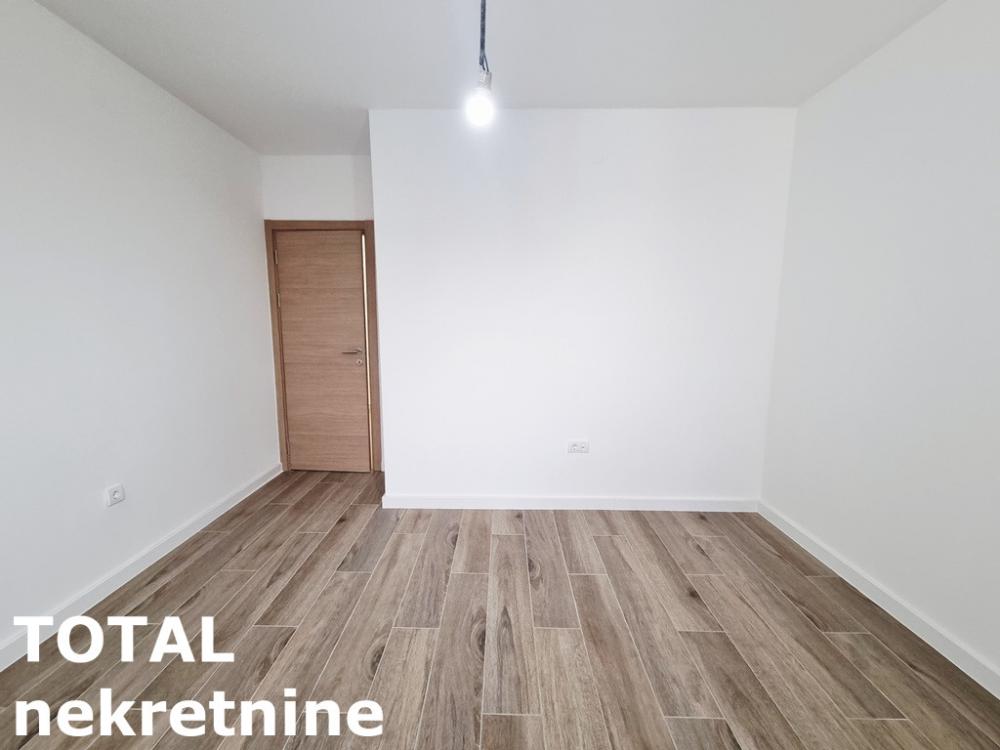 Slika 7 - Stan,NOVI SAD,TELEP,kv: 54.00, € 135000, ID: 1101094