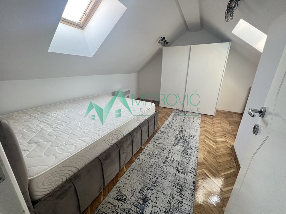 Slika 9 - Novi Sad, Nova Detelinara - Troiposoban stan 