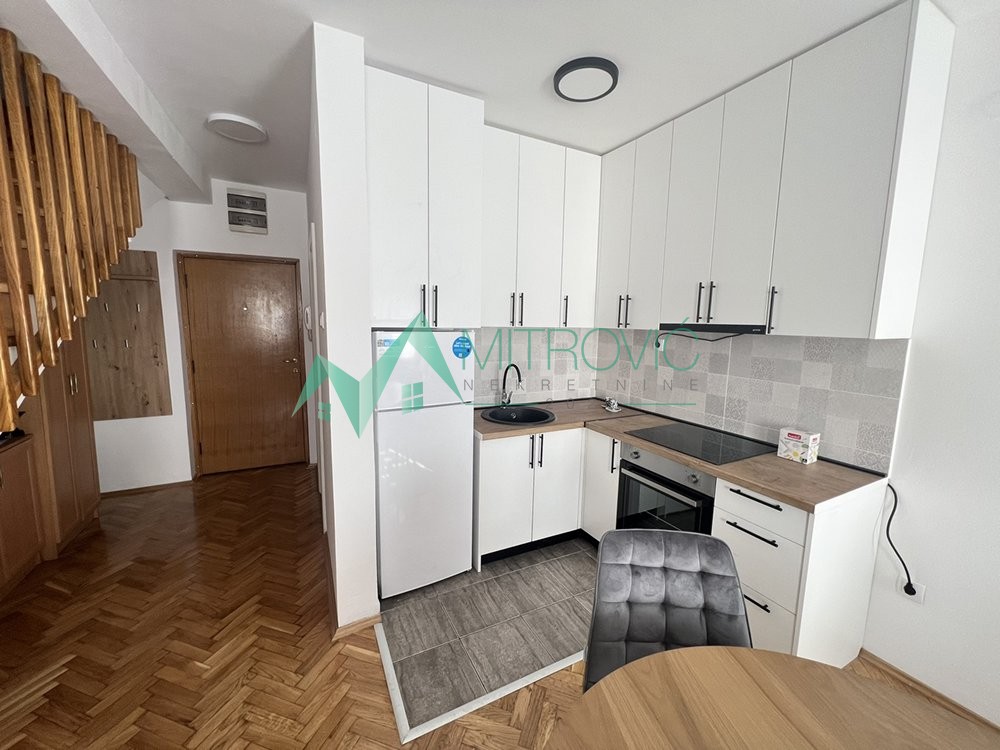 Slika 2 - Novi Sad, Nova Detelinara - Troiposoban stan 