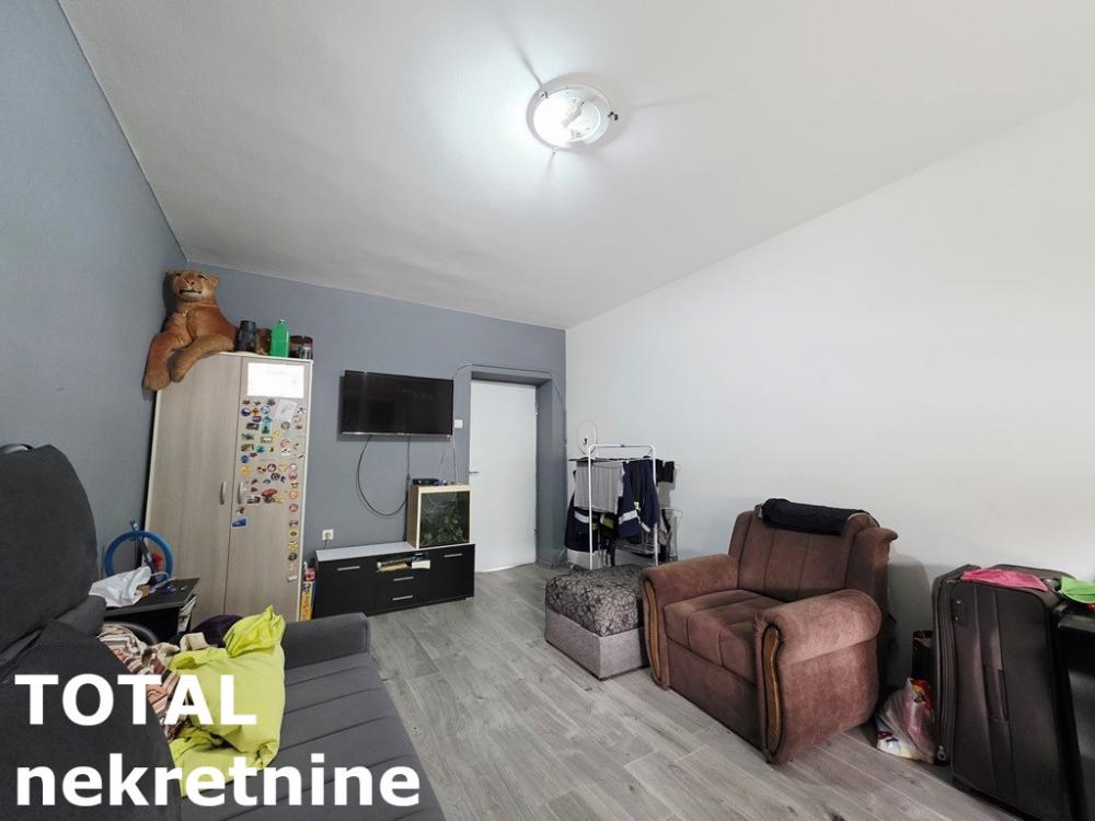 Slika 9 - Stan,NOVI SAD,DETELINARA,kv: 71.00, € 165000, ID: 1102433