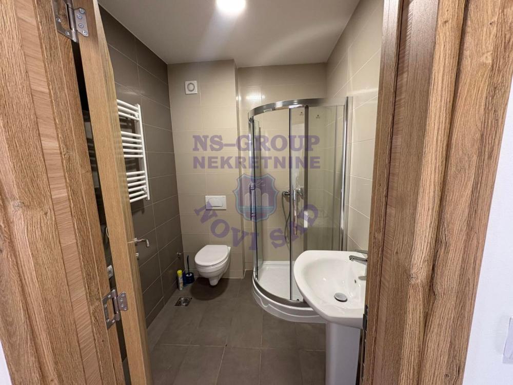 Slika 1 - 566426-Neuseljavan odlican stan sa 3 spavace sobe!