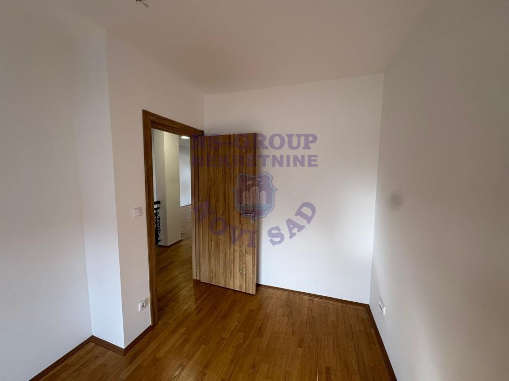 Slika 4 - 566426-Neuseljavan odlican stan sa 3 spavace sobe!