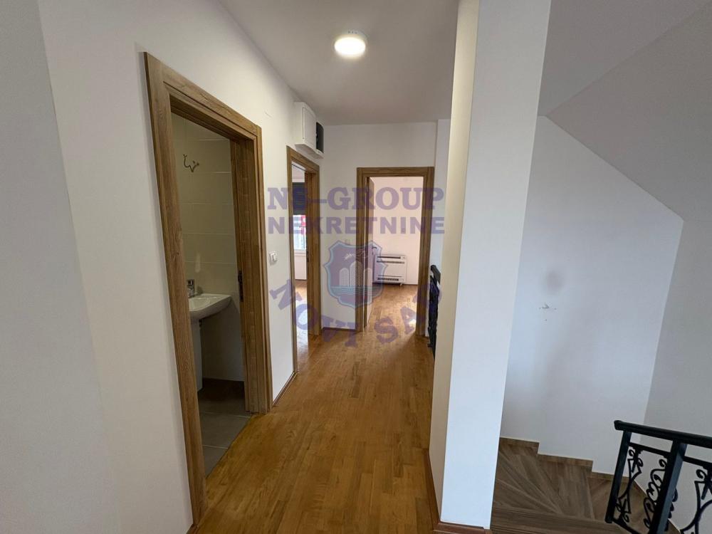 Slika 7 - 566426-Neuseljavan odlican stan sa 3 spavace sobe!