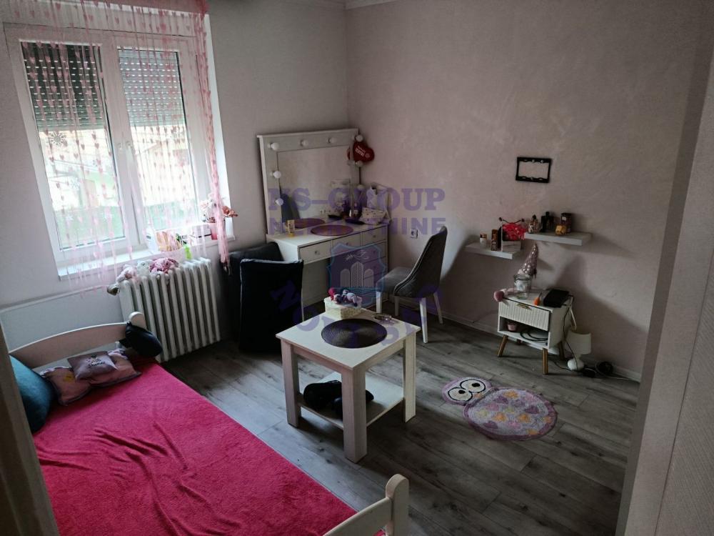 Slika 5 - 566414-Stan se odlikuje funkcionalnim rasporedom i komforom