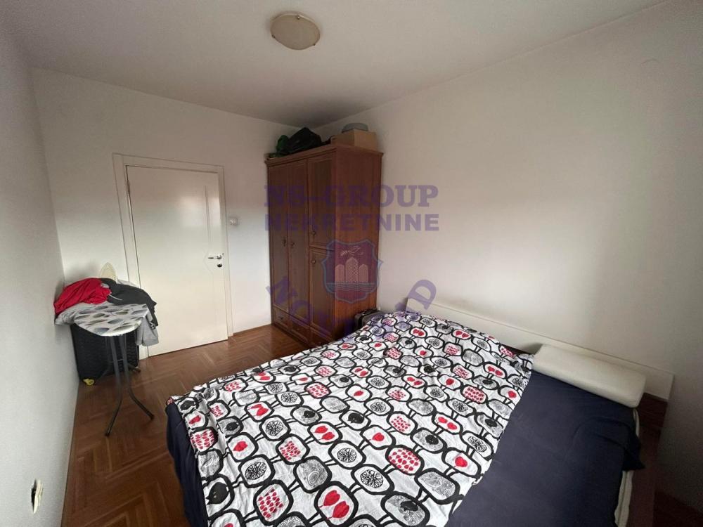 Slika 3 - Odlican dvosoban stan na Socijalnom!