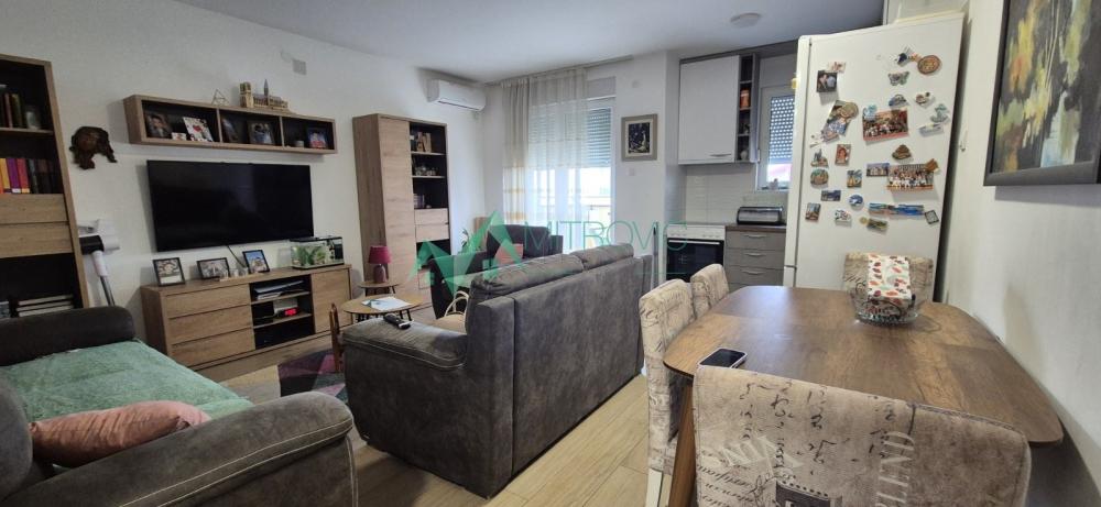 Slika 2 - Novi Sad, Adice - Dvoiposoban kompletno namešten stan  sa parkingom - 60m2  