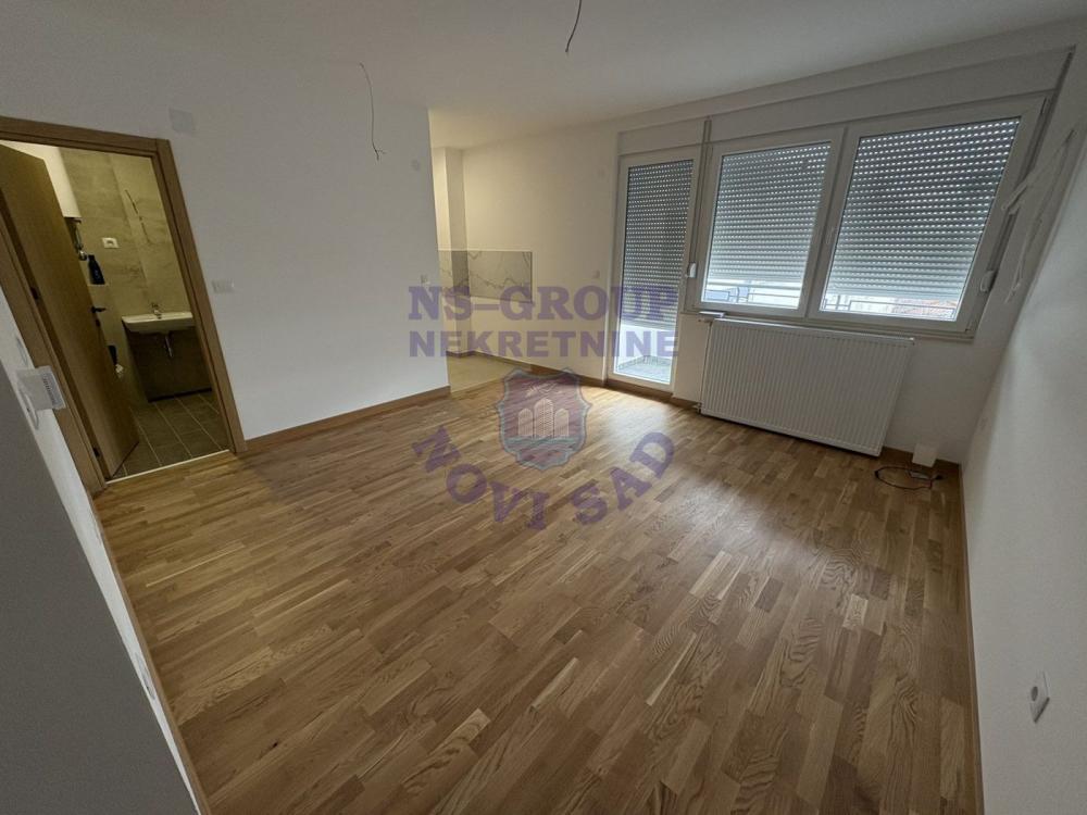 Slika 1 - Odličan jednosoban stan u Petrovaradinu! 
