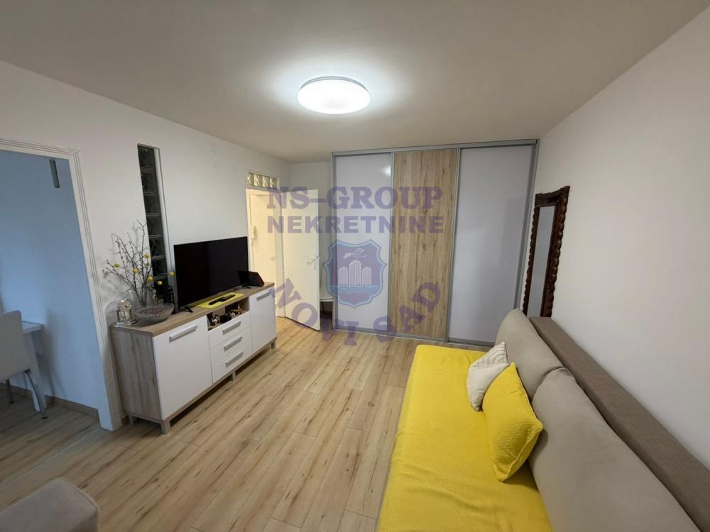 Slika 2 - Odlican jednosoban stan na Keju 