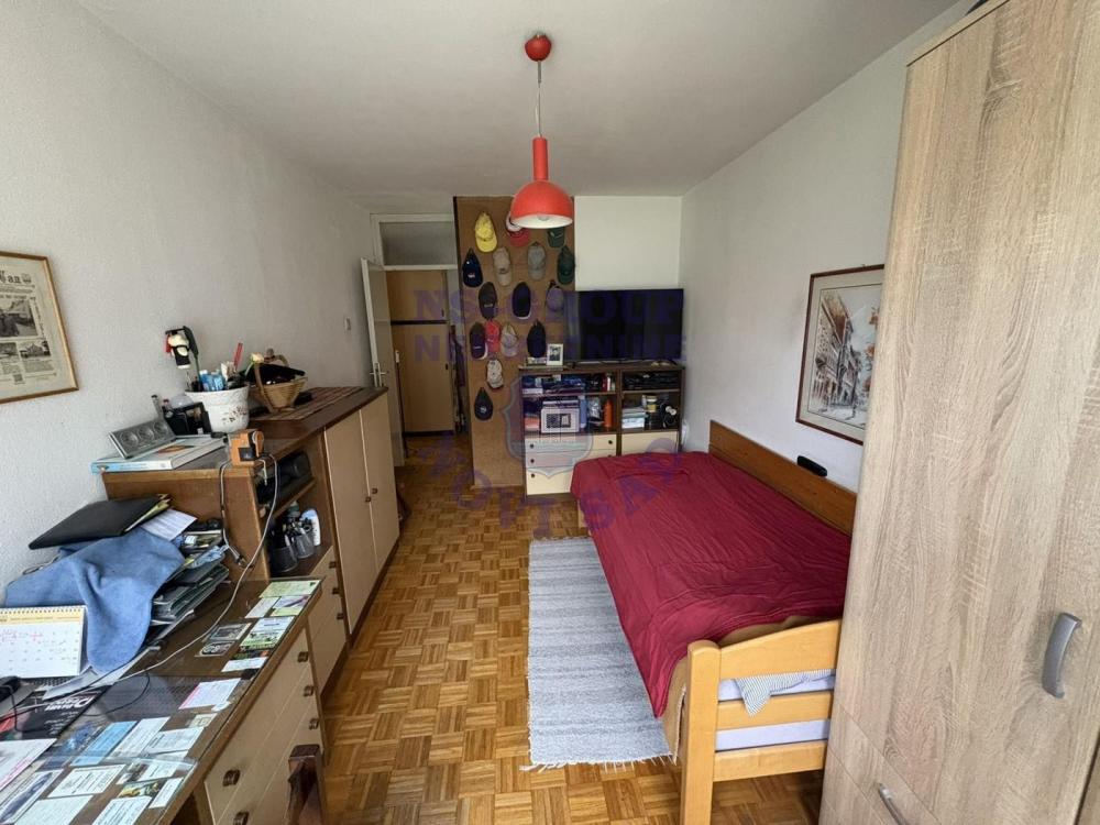 Slika 5 - Odlican dvoiposoban stan na Novom Naselju!